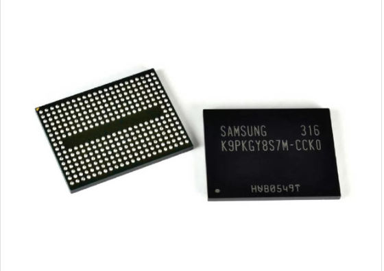 Memoria flash di serie RoHS di IC cmos del chip di memoria flash compiacente